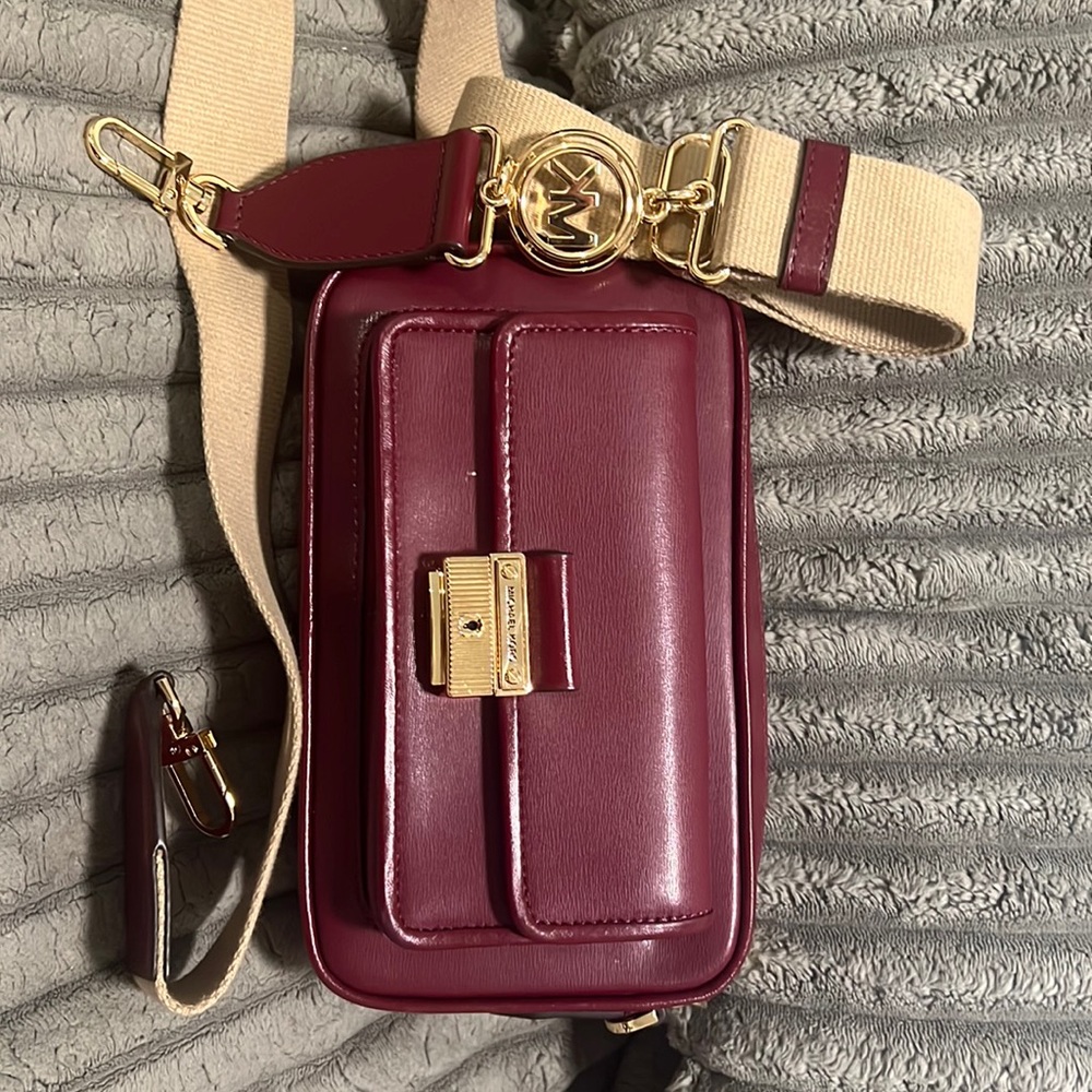 Michael Kors - Crossbody Bag